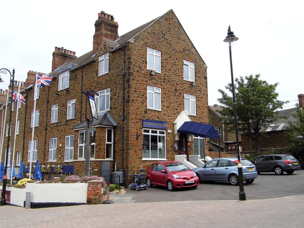 Marine Bar Pub With Rooms Hunstanton Esterno foto