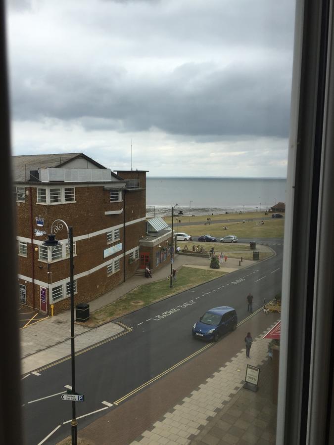 Marine Bar Pub With Rooms Hunstanton Esterno foto